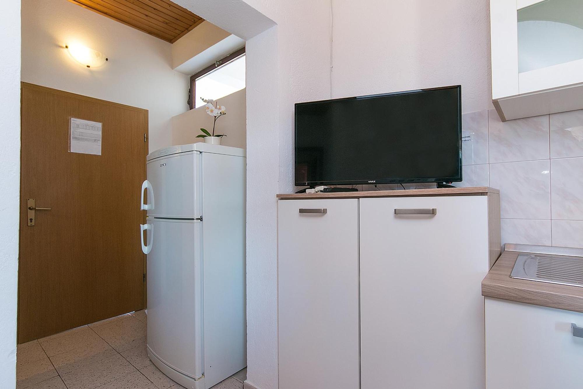 Apartments By The Sea Zivogosce - Blato, Makarska - 1057 Blato  Habitación foto