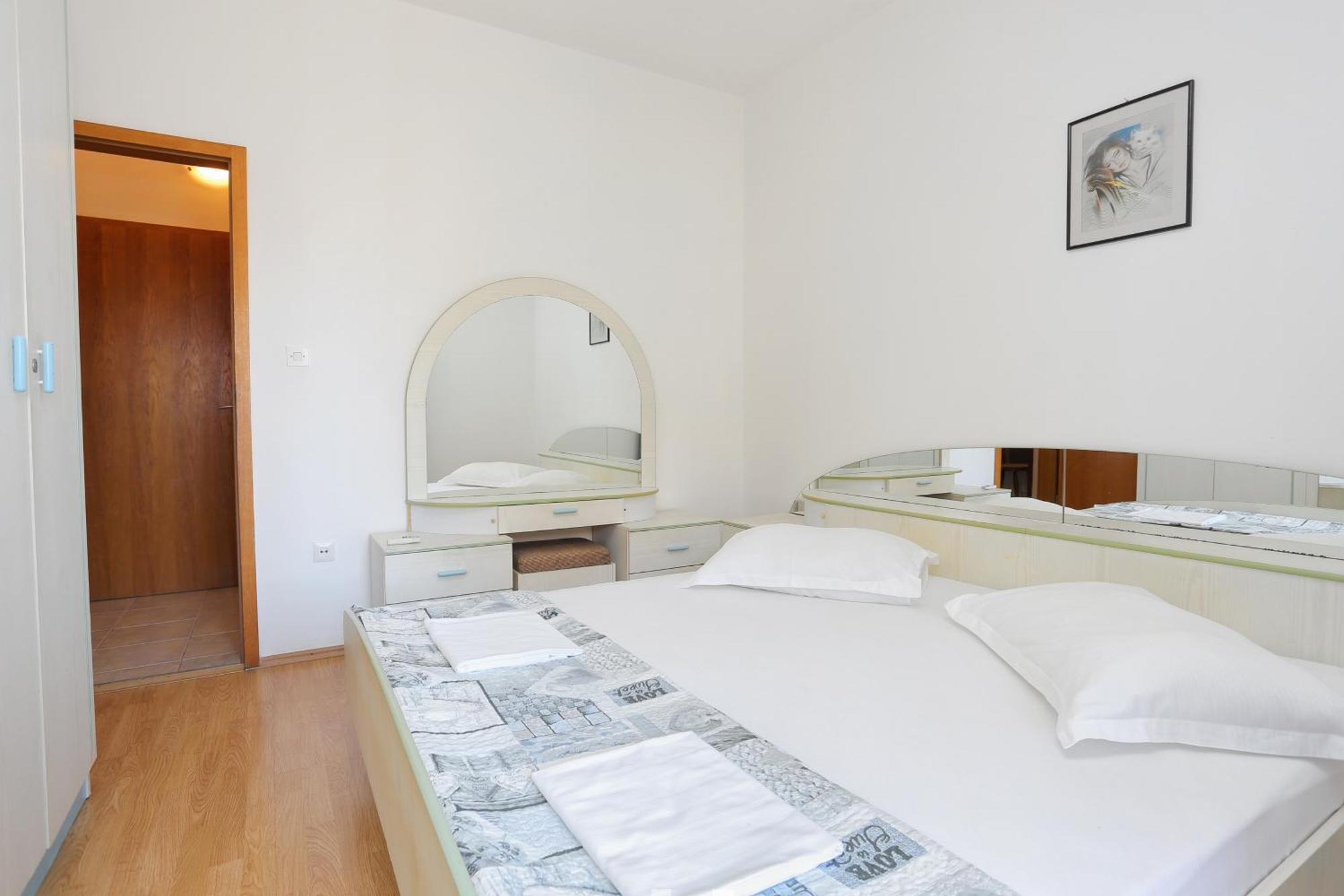 Apartments By The Sea Zivogosce - Blato, Makarska - 1057 Blato  Habitación foto